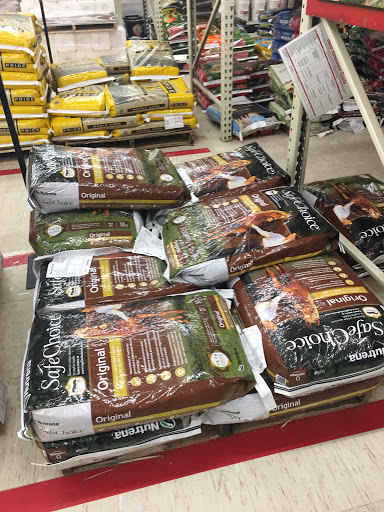 Home Improvement Store «Tractor Supply Co.», reviews and photos, 3790 Teays Valley Road, Hurricane, WV 25526, USA