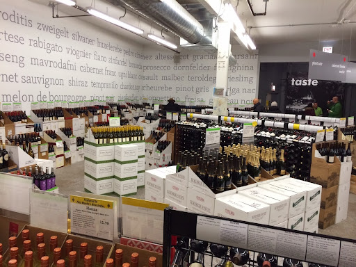 Wine Store «Vin Chicago», reviews and photos, 1826 N Elston Ave, Chicago, IL 60642, USA