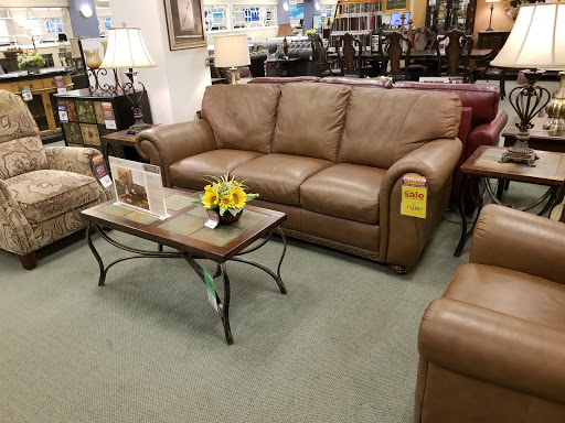 Furniture Store «Raymour & Flanigan Furniture and Mattress Store», reviews and photos, 66-26 Metropolitan Ave #730, Middle Village, NY 11379, USA