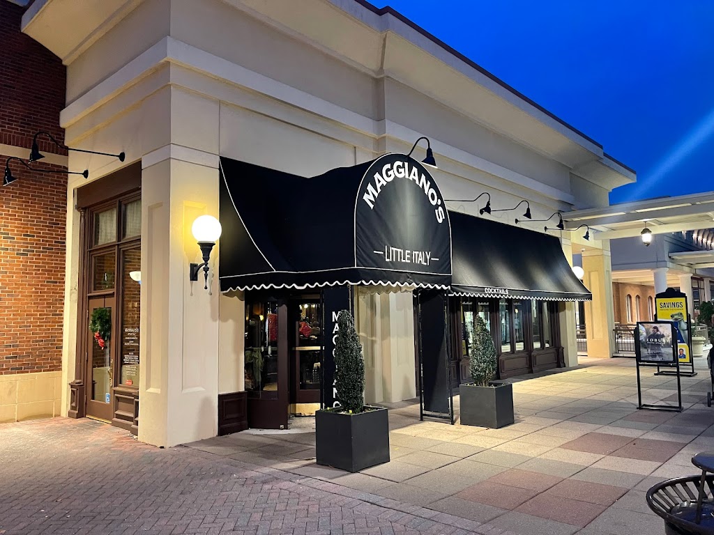 Maggiano's Little Italy 23233