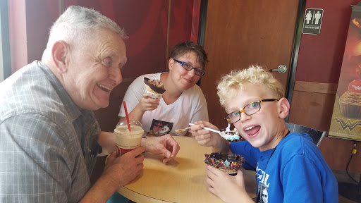 Ice Cream Shop «Cold Stone Creamery», reviews and photos, 7917 Pat Booker Rd, Live Oak, TX 78233, USA