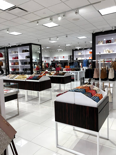 Outlet Mall «Tanger Outlet Grand Rapids», reviews and photos, 350 84th St SW, Byron Center, MI 49315, USA