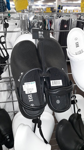 Shopping Mall «Great Western Shopping Center», reviews and photos, 240 N Wilson Rd, Columbus, OH 43204, USA