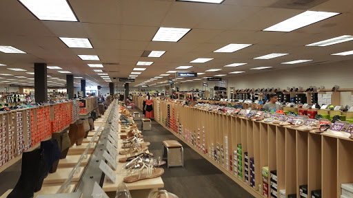 DSW Designer Shoe Warehouse