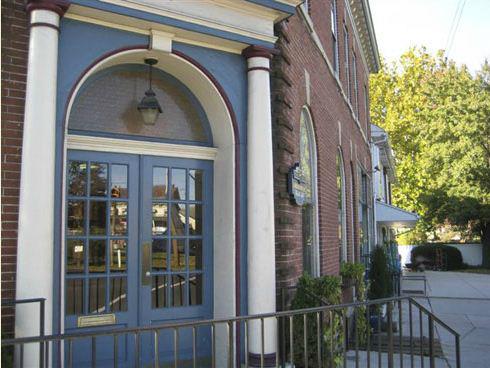 25 Center Sq, New Oxford, PA 17350, USA