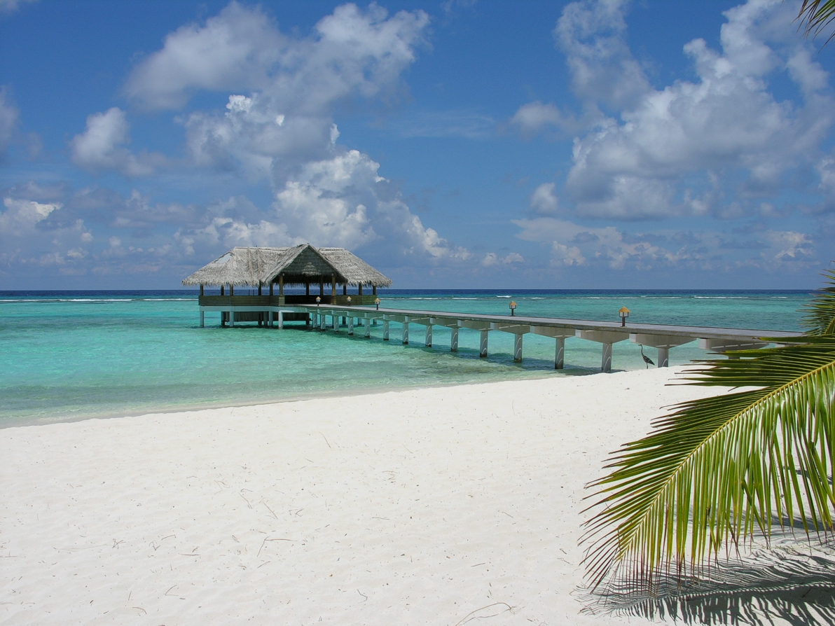 Foto de Praia de Madhiriguraidhoo com alto nível de limpeza