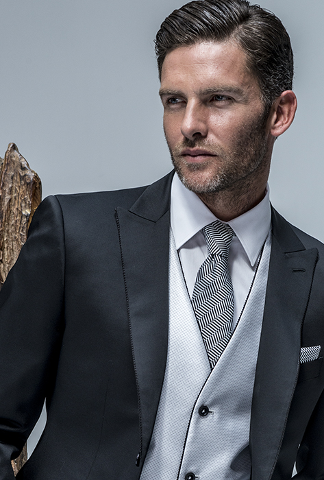 Imagen de Miguel Carreguí - Moda Hombre, Especialistas en Trajes de Novio y Ceremonia (17 de 23)