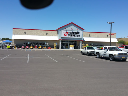 Home Improvement Store «Tractor Supply Co.», reviews and photos, 25606 S Arizona Ave, Chandler, AZ 85248, USA