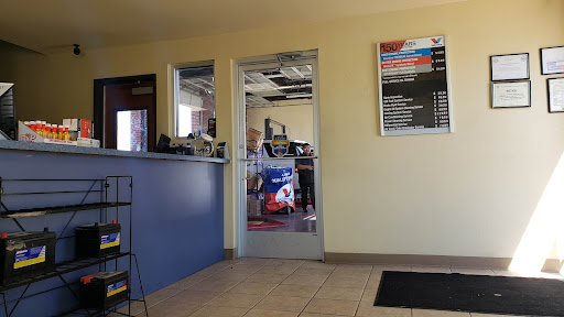 Oil Change Service «Valvoline Express Care», reviews and photos, 2325 S Goliad St, Rockwall, TX 75032, USA