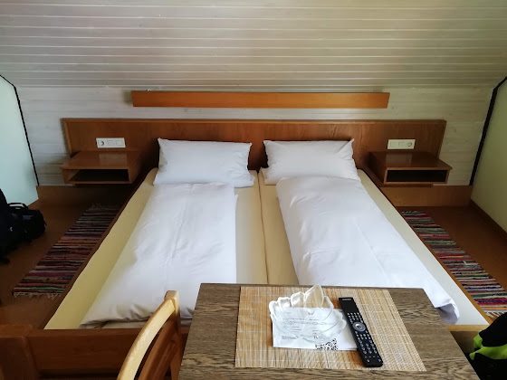 Chambres hôtels Hotel Krone 97285 Tauberrettersheim