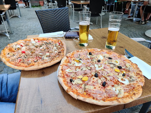 Turm Restaurant Pizzeria Enns en Enns