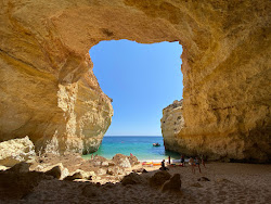 Photo de Praia do Cao Raivoso avec une baie minuscule