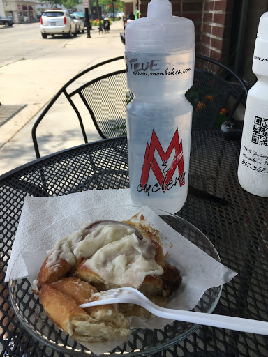 Bicycle Store «M & M Cyclery», reviews and photos, 734 Butterfield Rd, Mundelein, IL 60060, USA