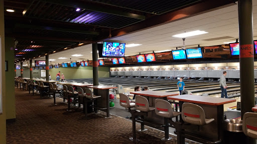 Bowling Alley «Suburbanite Bowl», reviews and photos, 201 Ogden Ave, Westmont, IL 60559, USA