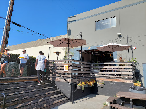 Three Weavers Brewing Company image