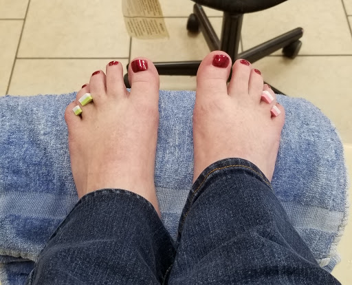 Nail Salon «Le Nails Salon», reviews and photos, 1643 Bruce Smith Pkwy, West Plains, MO 65775, USA