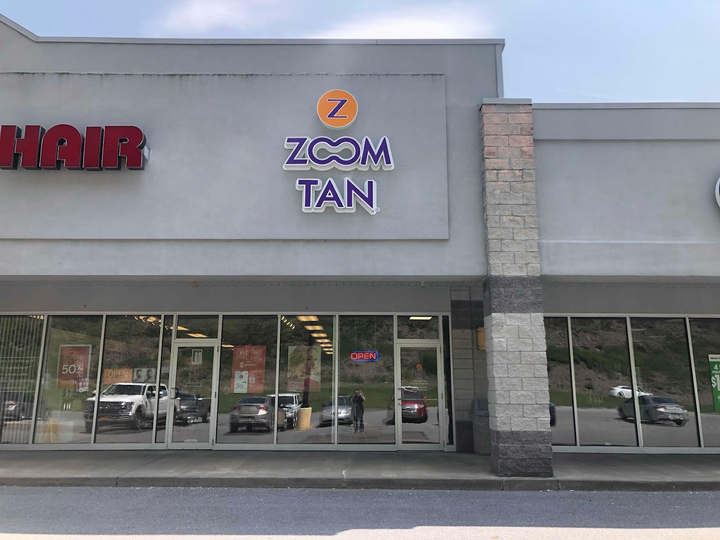 Zoom Tan - Tanning Salon