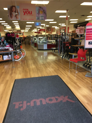 Department Store «T.J. Maxx», reviews and photos, 9828 Great Hills Trail #200, Austin, TX 78759, USA