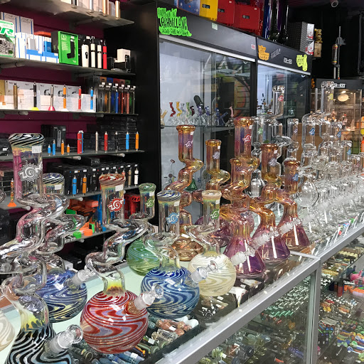 Tobacco Shop «Up In Smoke - Surfside», reviews and photos, 325 US-17 BUS, Surfside Beach, SC 29575, USA