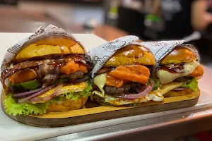 Jahn's Burger image