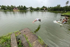 Annapoorneswary Temple Pond image