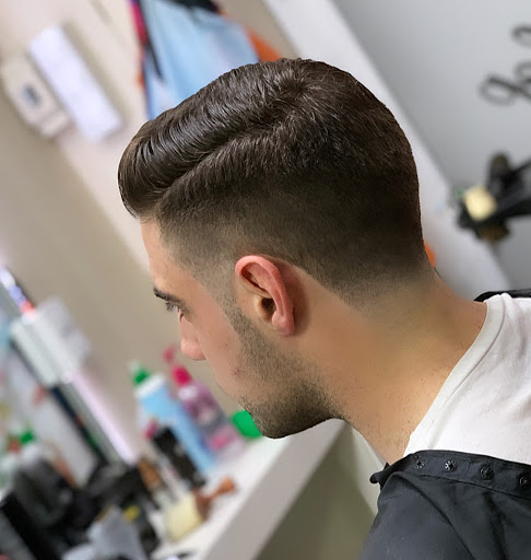 J.Cristo Style Peluquería Barbería en Almería, Almería