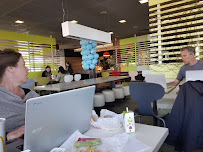 Atmosphère du Restauration rapide McDonald's à Vitrolles - n°2