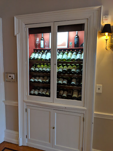 Fine Dining Restaurant «University And Whist Club», reviews and photos, 805 N Broom St, Wilmington, DE 19806, USA