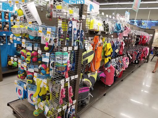 Pet Supply Store «Petco Animal Supplies», reviews and photos, 3551 W Hillsboro Blvd, Deerfield Beach, FL 33442, USA