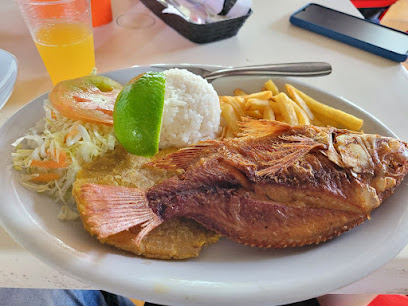Restaurante Brisas de Yaguará - PHHC+QX, El Viso, Yaguara, Huila, Colombia