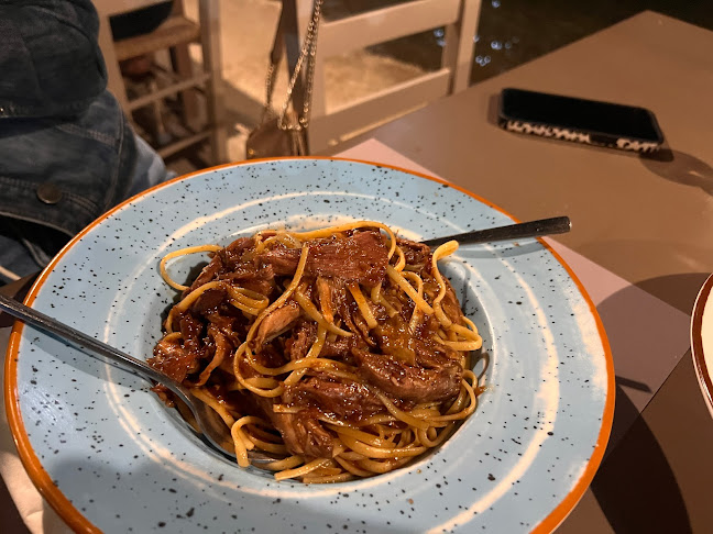 Ταβέρνα Πυροφάνι - Νέα Κυδωνία