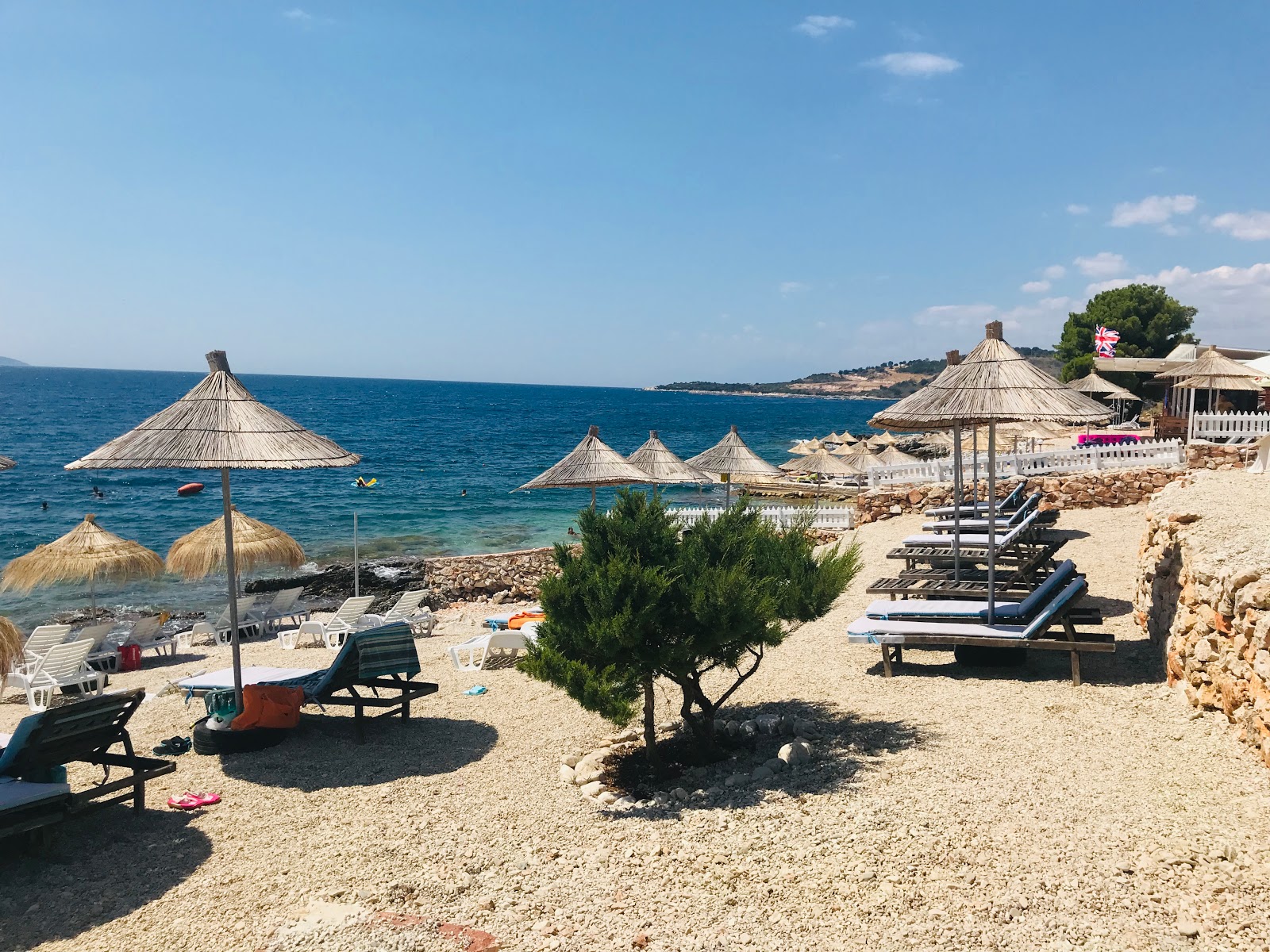 Neasden Lane beach'in fotoğrafı uçurumlarla desteklenmiş