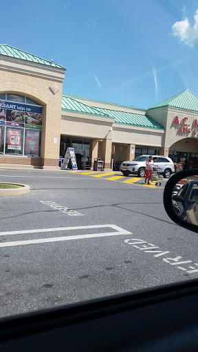 Grocery Store «Giant Food Stores», reviews and photos, 2641 MacArthur Rd, Whitehall, PA 18052, USA