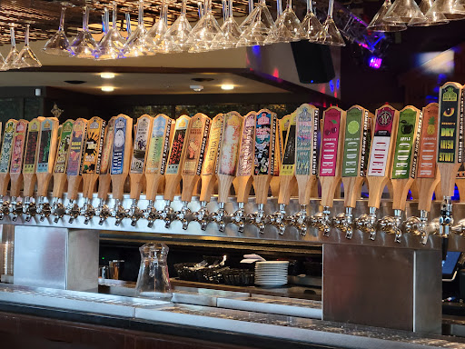 Shopping Mall «The Shops at Valley Square», reviews and photos, 1501 N Main St #200, Warrington, PA 18976, USA