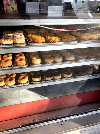 Donut Shop «Monarch Donuts», reviews and photos, 15 Huntington Dr, Arcadia, CA 91007, USA
