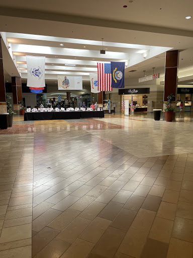 Shopping Mall «Capital Mall», reviews and photos, 625 Black Lake Blvd SW, Olympia, WA 98502, USA