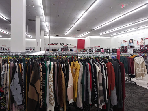 Clothing Store «Burlington Coat Factory», reviews and photos, 8225 E Kellogg Dr, Wichita, KS 67207, USA