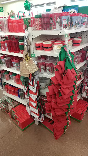 Dollar Store «Dollar Tree», reviews and photos, 1022 Mineral Wells Ave, Paris, TN 38242, USA