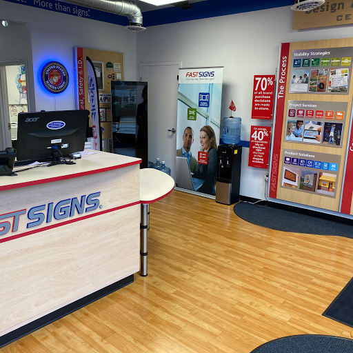 Sign Shop «FASTSIGNS», reviews and photos, 814 State St, Bowling Green, KY 42101, USA