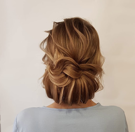 RECOGIDOS LOGROÑO - Peluquería LOGROÑO - Peluquería & Beauty NIKA en Logroño, La Rioja