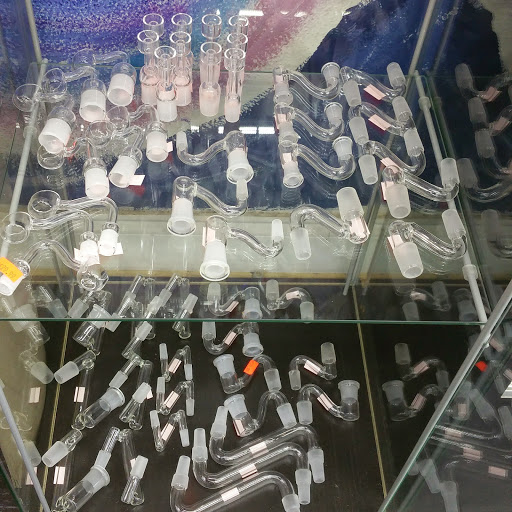 Tobacco Shop «Puff Puff Pass Smoke Shop», reviews and photos, 125 W Sunrise Blvd, Fort Lauderdale, FL 33311, USA