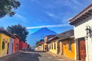 Antigua Guate image