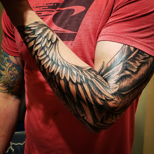 Find tattoo wedding band ideas for your next unique tattoo in Albuquerque at Tattoosbyfrankieg