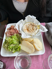 Plats et boissons du Restaurant français Restaurant Chez Claudette à Villefranche-sur-Saône - n°4
