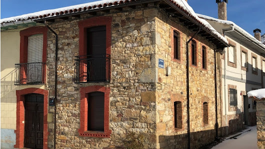 Casa Salomé C. Algaba, 28, 24149 Mora de Luna, León, España