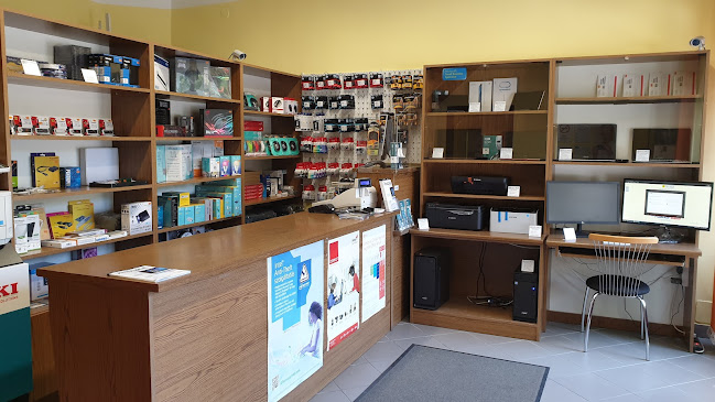 Opinii despre Solymos Számítástechnika Kft. în Komárom - Számítógép-szaküzlet