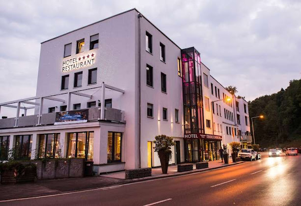 Photo hôtels Steinernes Schweinchen – Design-Konferenzhotel 34132 Kassel