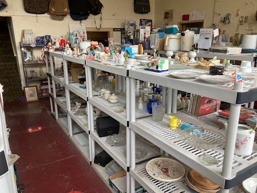 Thrift Store «Treasure Chest», reviews and photos, 634 W Tuscarawas Ave, Barberton, OH 44203, USA