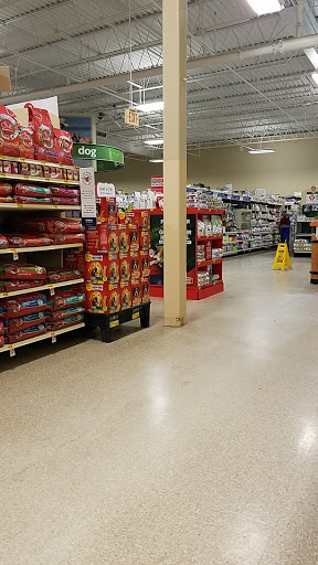 Pet Supply Store «PetSmart», reviews and photos, 777 S Willow St, Manchester, NH 03103, USA