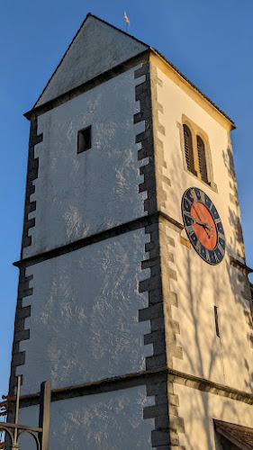 Rezensionen über Evangelisch-reformierte Kirche Ins in Val-de-Ruz - Kirche
